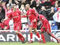 M.U chết hụt trên sân Riverside